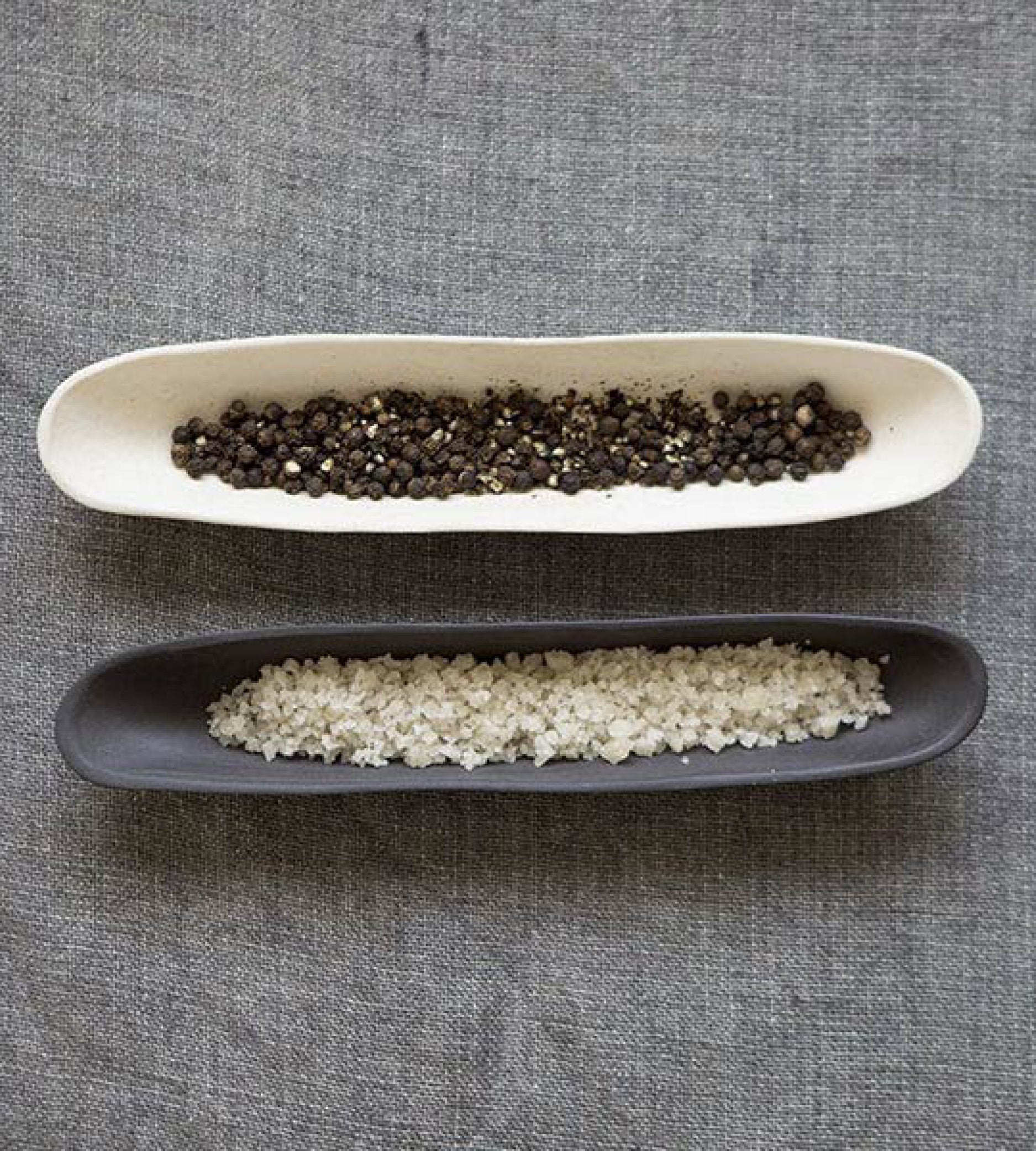 Velvet Oval Serving Dish - White