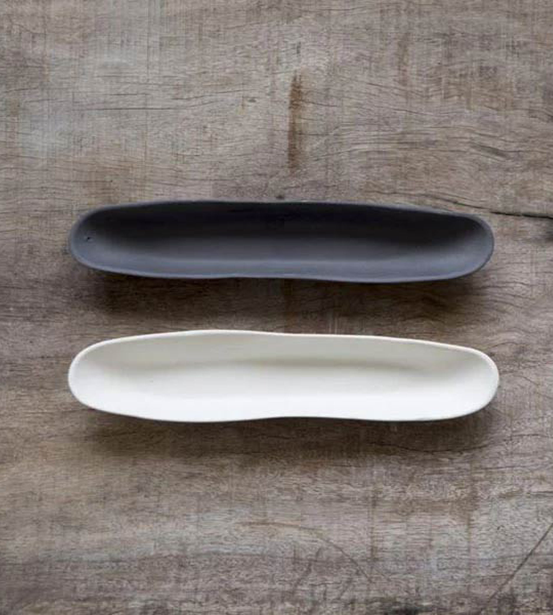 Velvet Oval Serving Dish - White