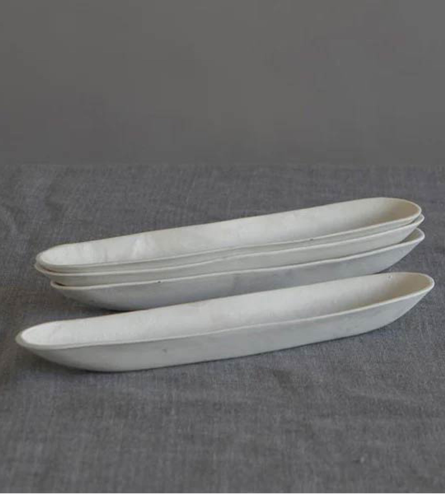 Velvet Oval Serving Dish - White